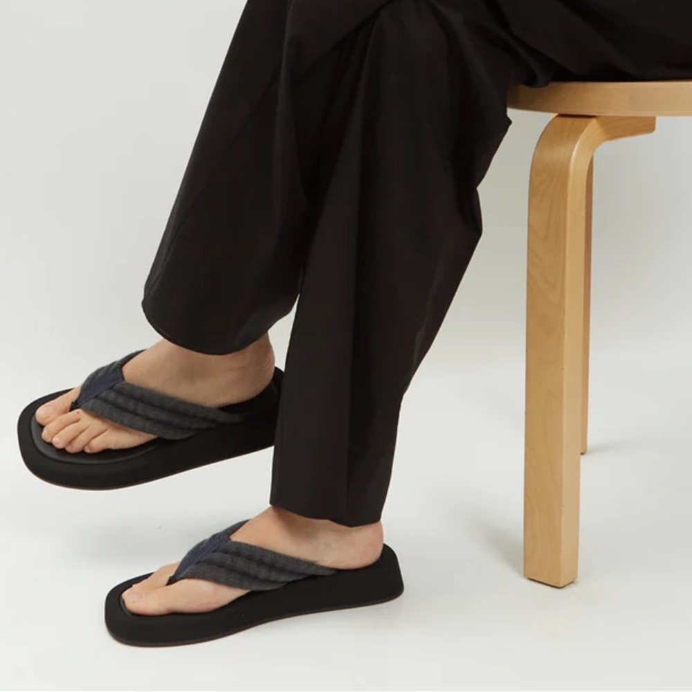 The row ginza sandals - Picture 4 of 12
